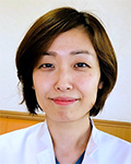 井出　由香